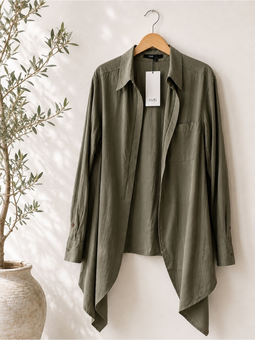 NWT Ruti Power Move Poplin Top Ivy Green XS/S
